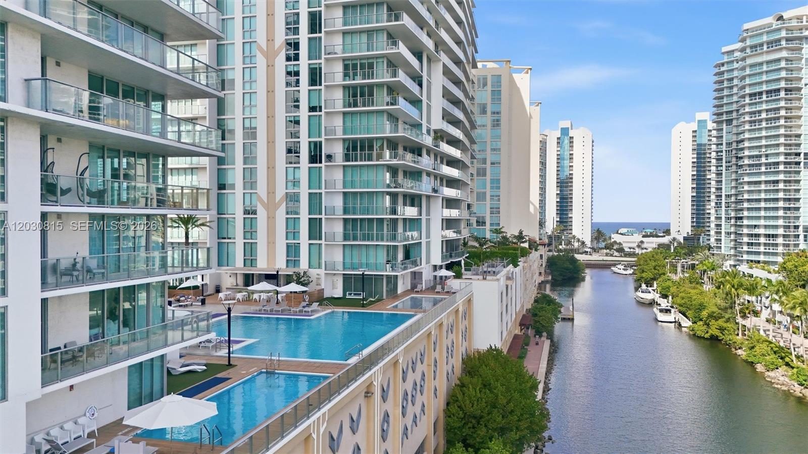 PARQUE TOWERS CONDO - Residential Lease