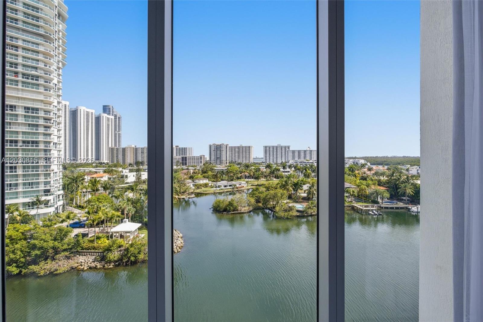 PARQUE TOWERS CONDO - Residential Lease