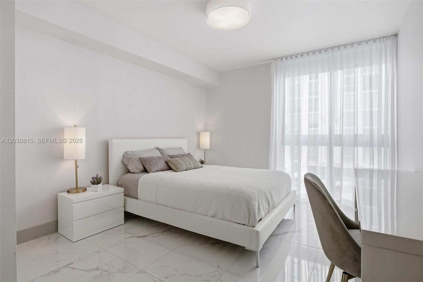 PARQUE TOWERS CONDO - Residential Lease