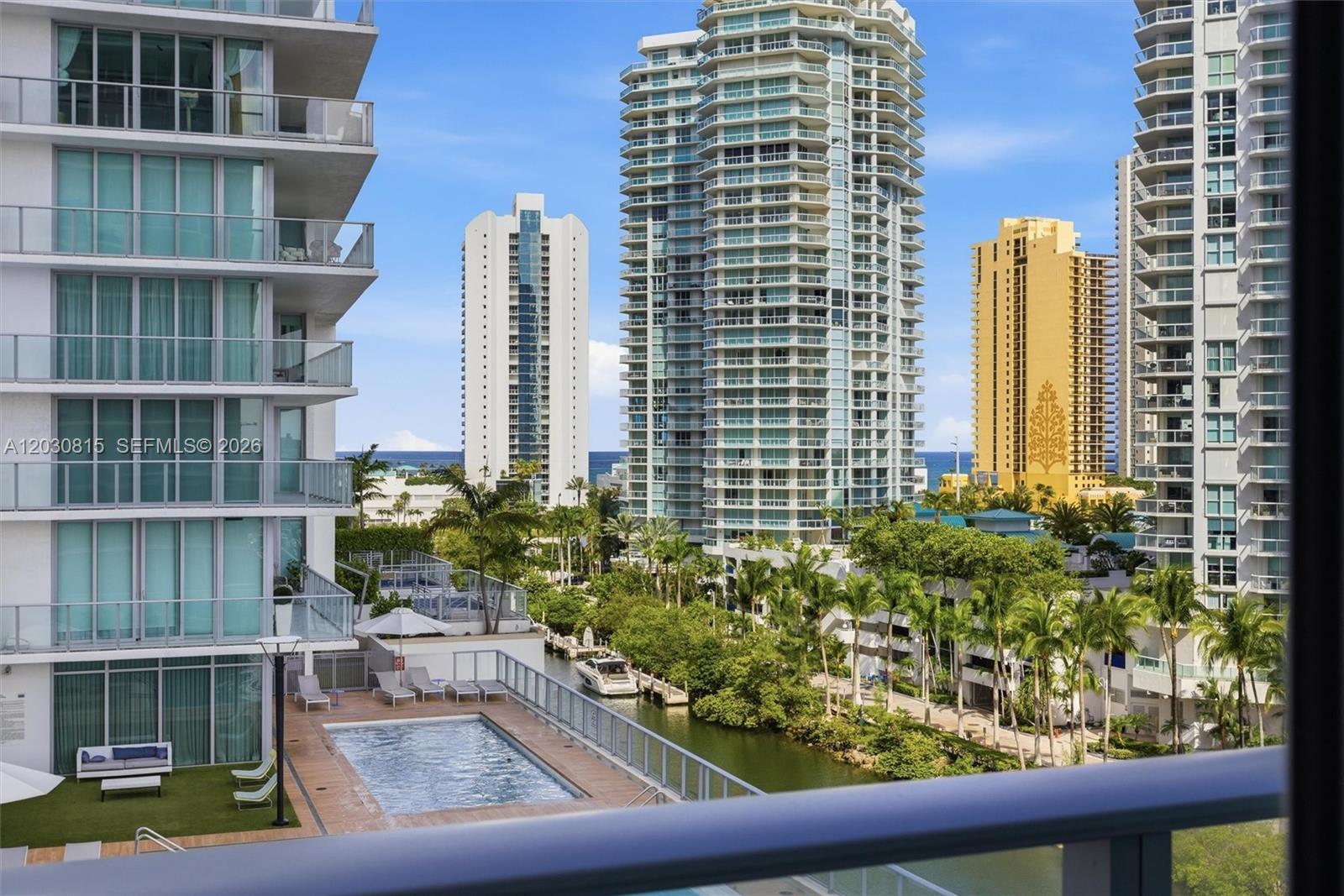 PARQUE TOWERS CONDO - Residential Lease
