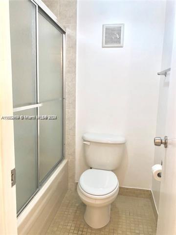 FERNWOODS NO 4 CONDO BLDG - Residential Lease