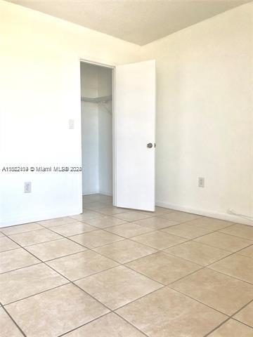 FERNWOODS NO 4 CONDO BLDG - Residential Lease