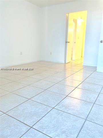 FERNWOODS NO 4 CONDO BLDG - Residential Lease