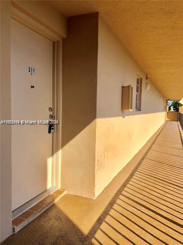 FERNWOODS NO 4 CONDO BLDG - Residential Lease