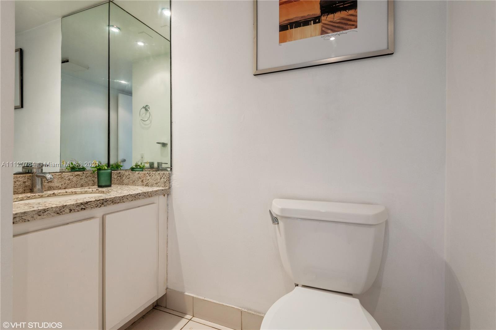 THE PALM BAY YACHT CLUB C - Residential