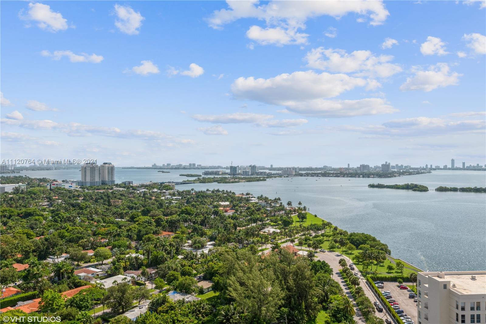 THE PALM BAY YACHT CLUB C - Residential