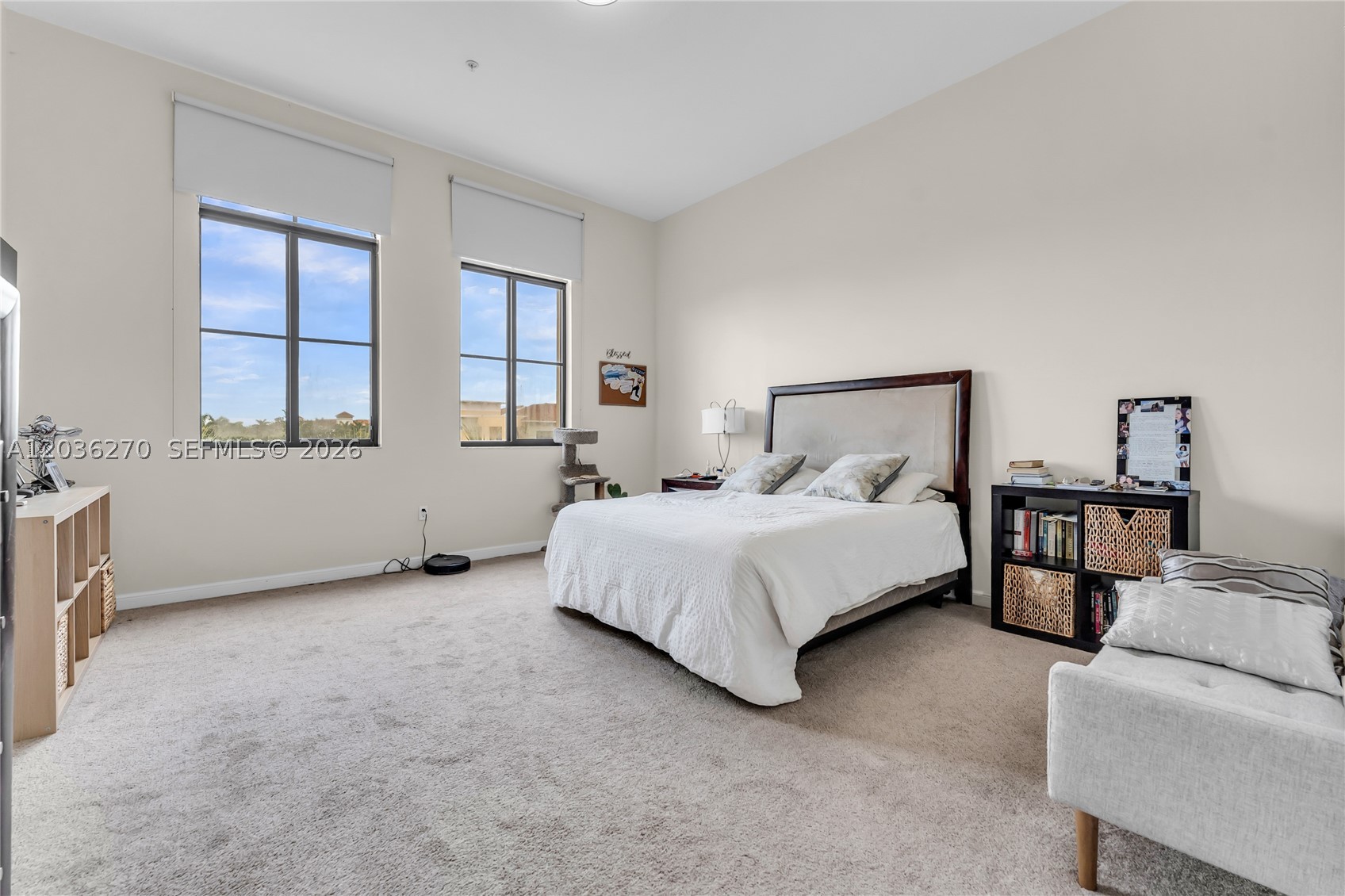 VILLA ALHAMBRA CONDO - Residential