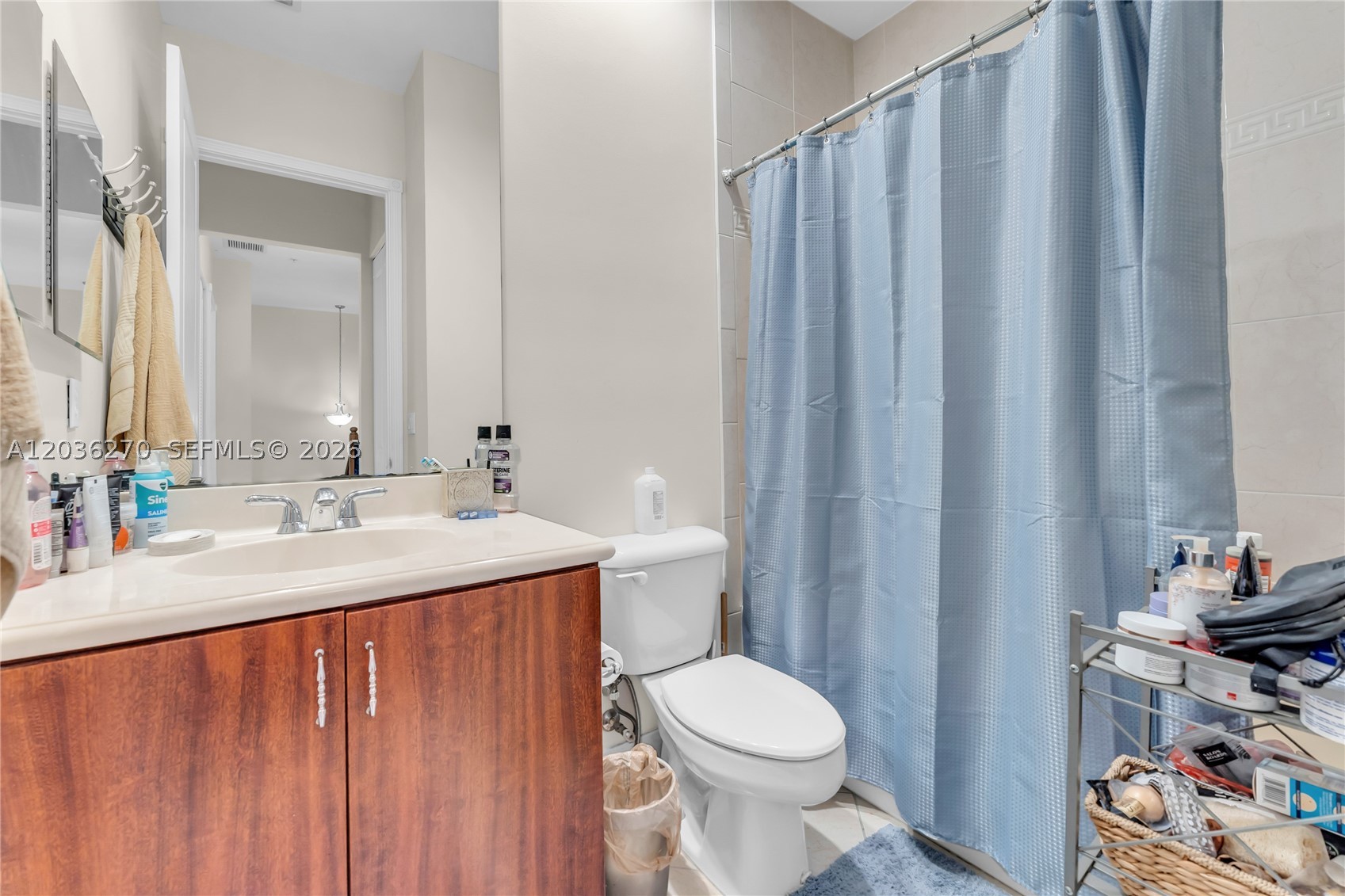 VILLA ALHAMBRA CONDO - Residential