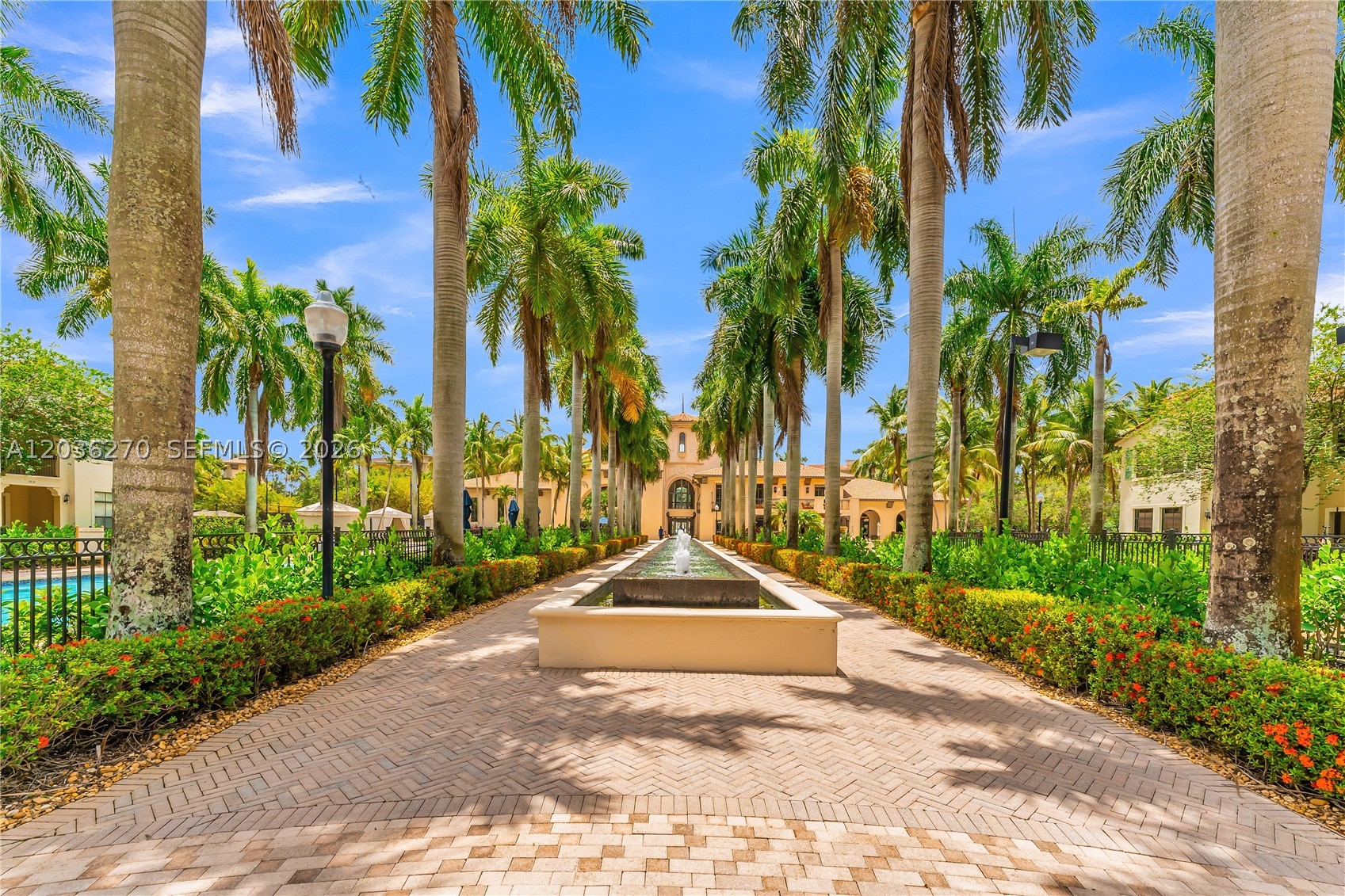 VILLA ALHAMBRA CONDO - Residential