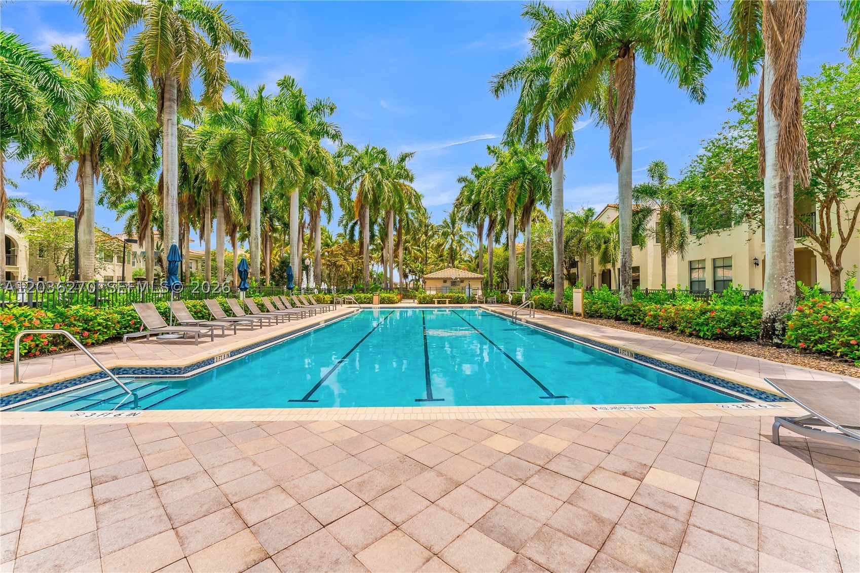 VILLA ALHAMBRA CONDO - Residential