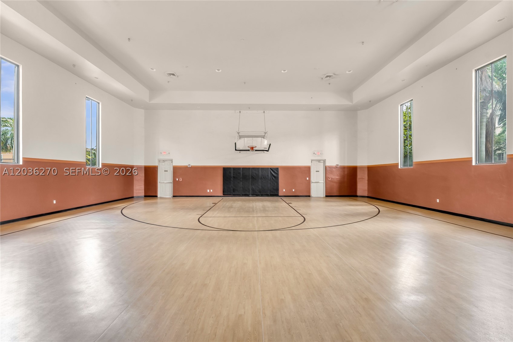 VILLA ALHAMBRA CONDO - Residential