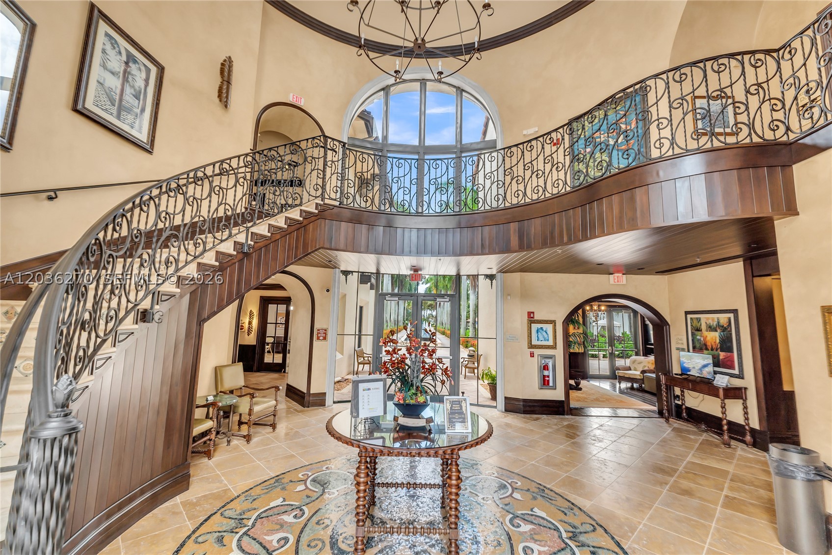 VILLA ALHAMBRA CONDO - Residential