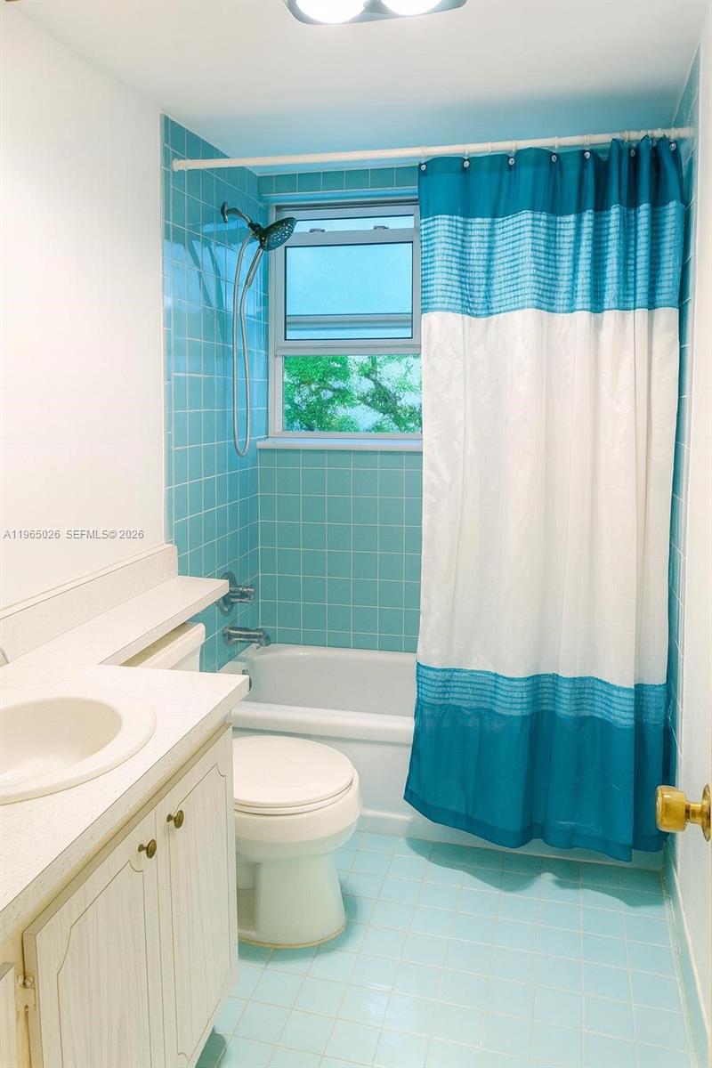 MEADOWBROOK TOWERS CONDO - Residential