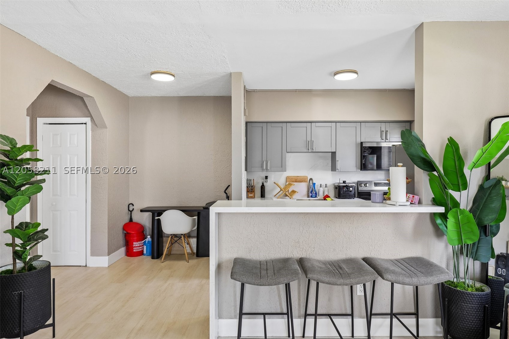 MC CALL PARK - Residential Income