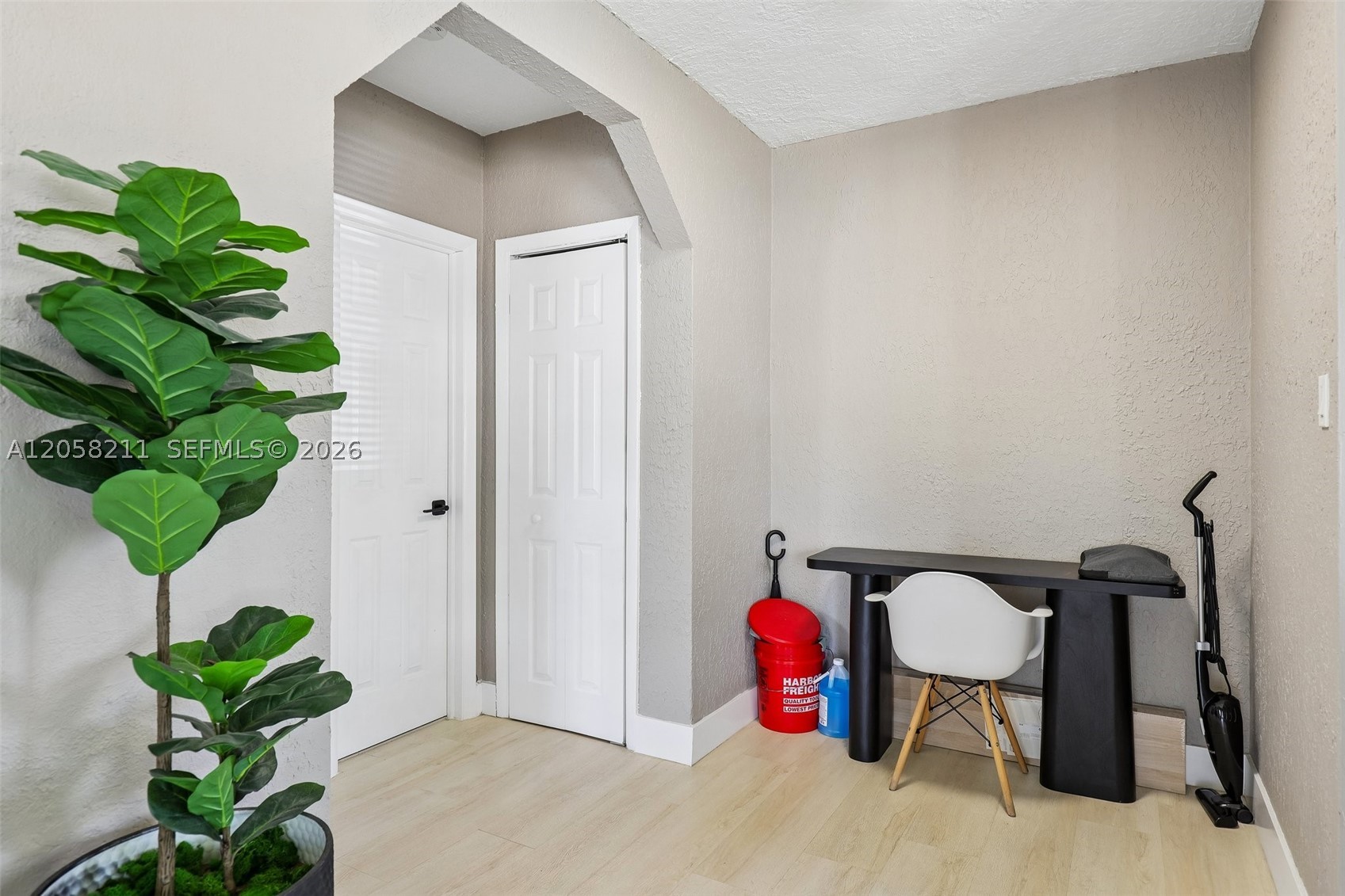 MC CALL PARK - Residential Income