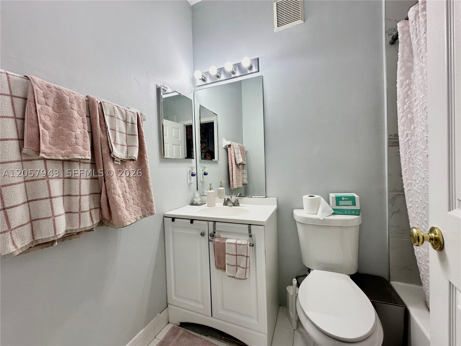 LAS BRISAS AT DORAL CONDO - Residential
