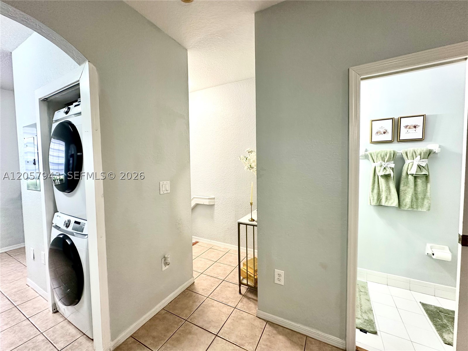 LAS BRISAS AT DORAL CONDO - Residential