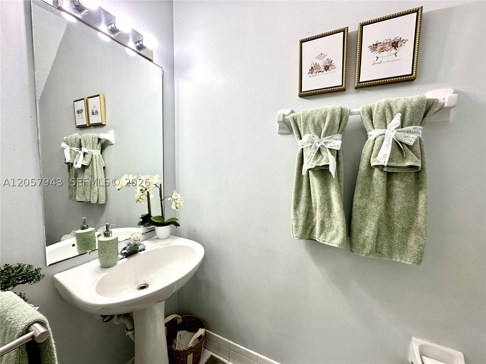 LAS BRISAS AT DORAL CONDO - Residential