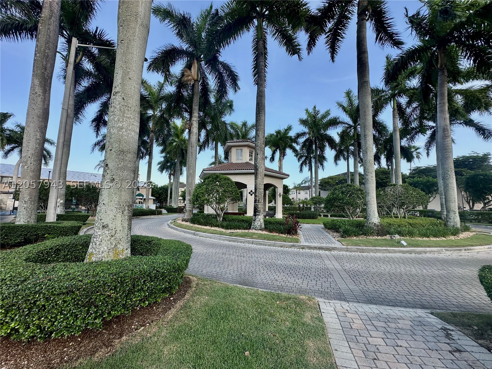 LAS BRISAS AT DORAL CONDO - Residential