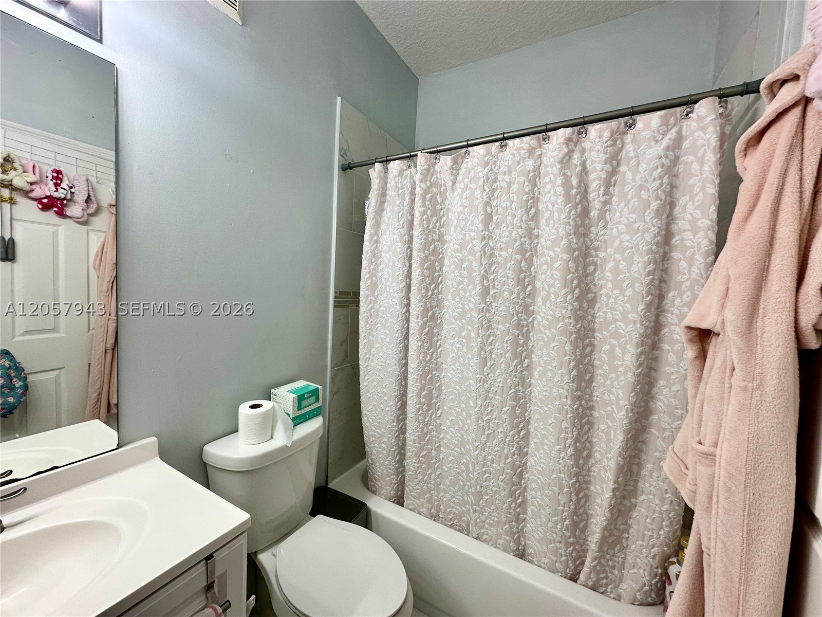 LAS BRISAS AT DORAL CONDO - Residential