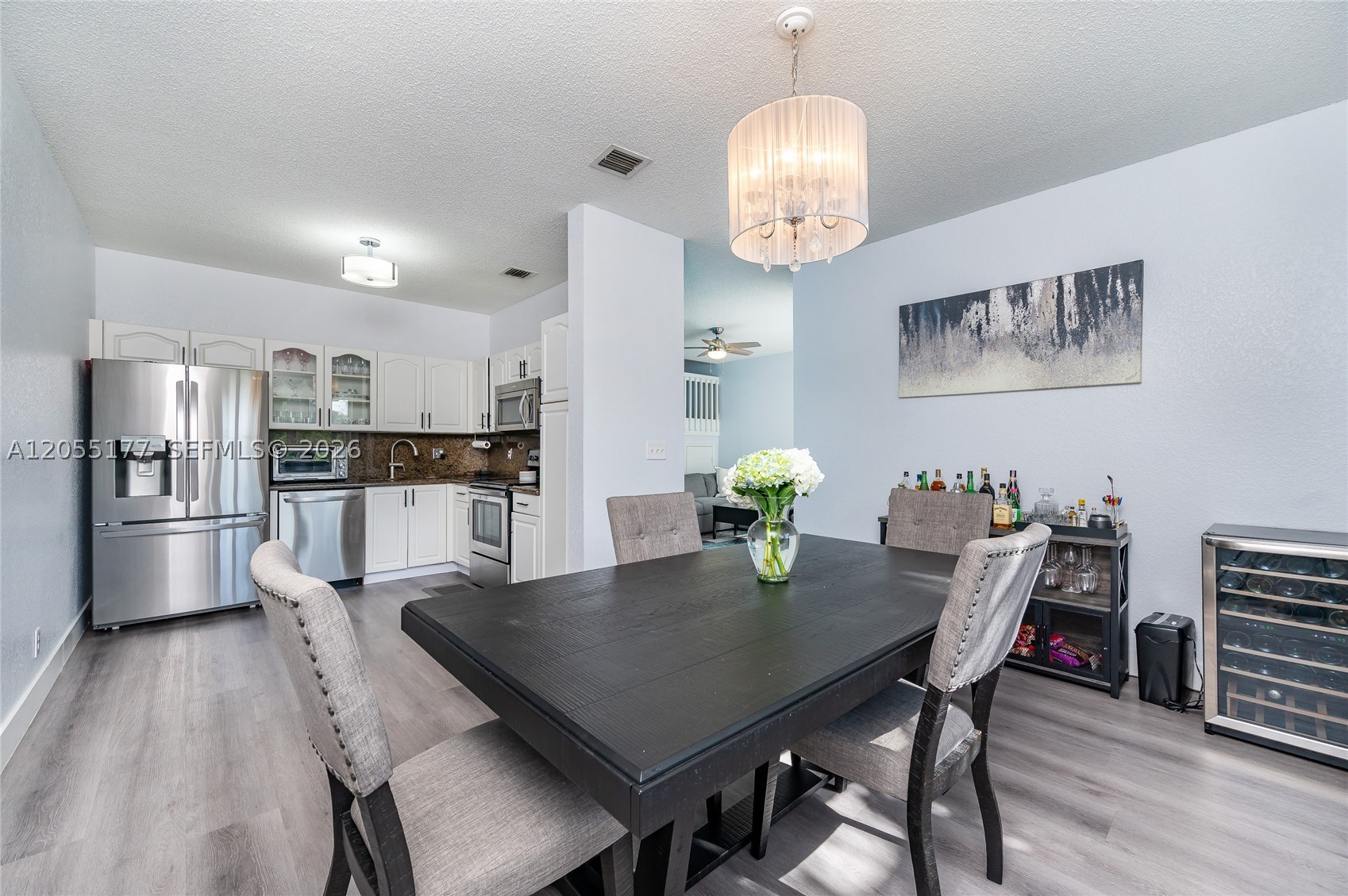 PEMBROKE SHORES - Residential