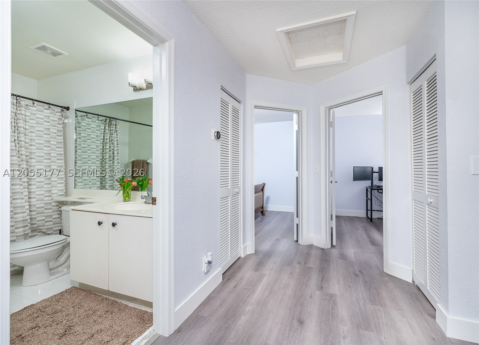 PEMBROKE SHORES - Residential