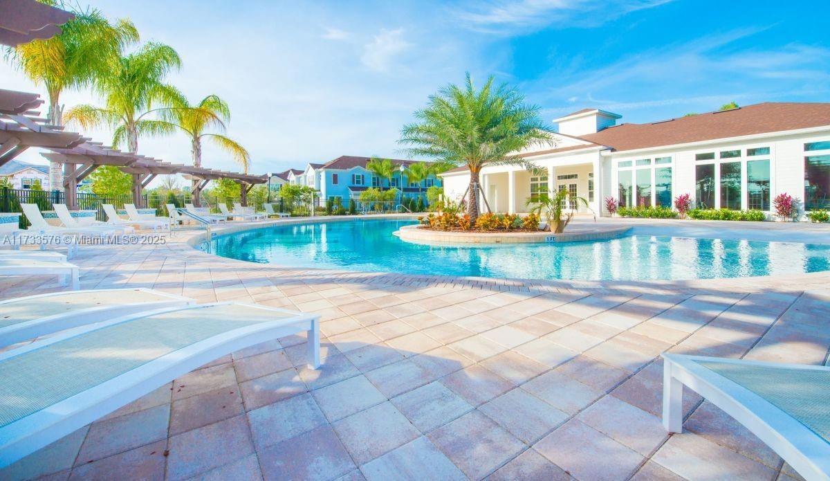 WEST LUCAYA VILLAGE PB 25 - Residential