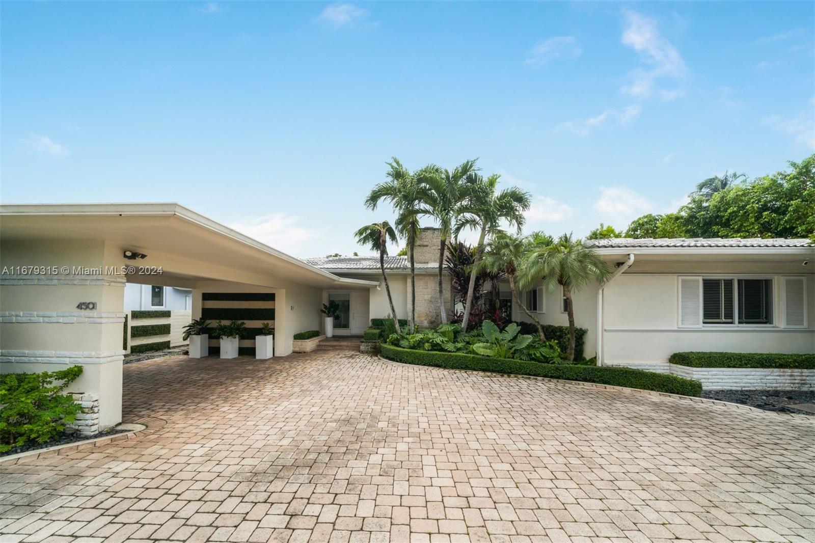 NAUTILUS EXTENSION 3RD - Residential