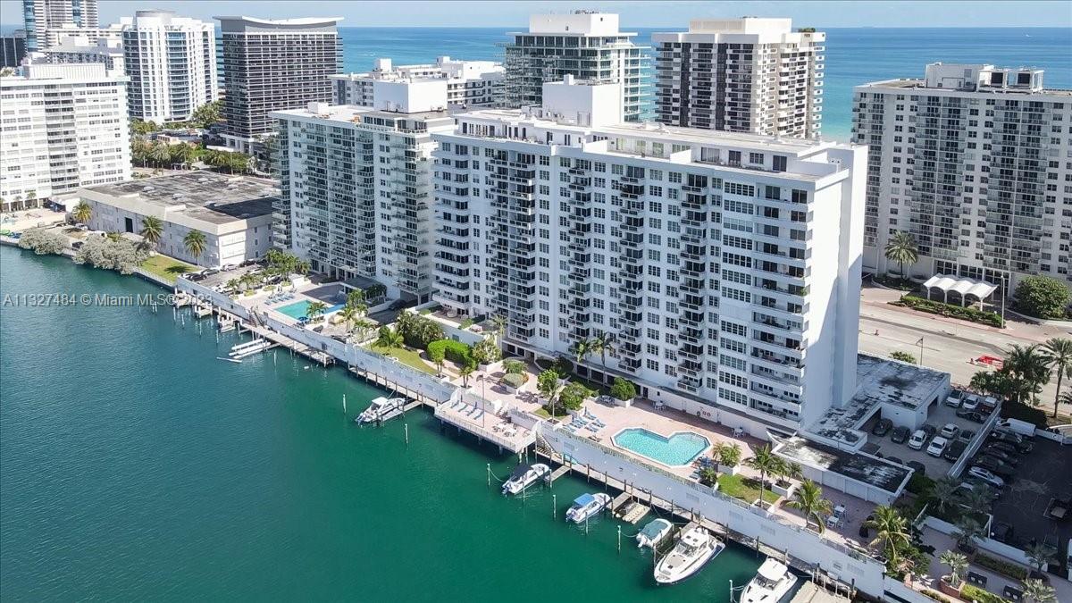 SEACOAST 5700 CONDO - Residential