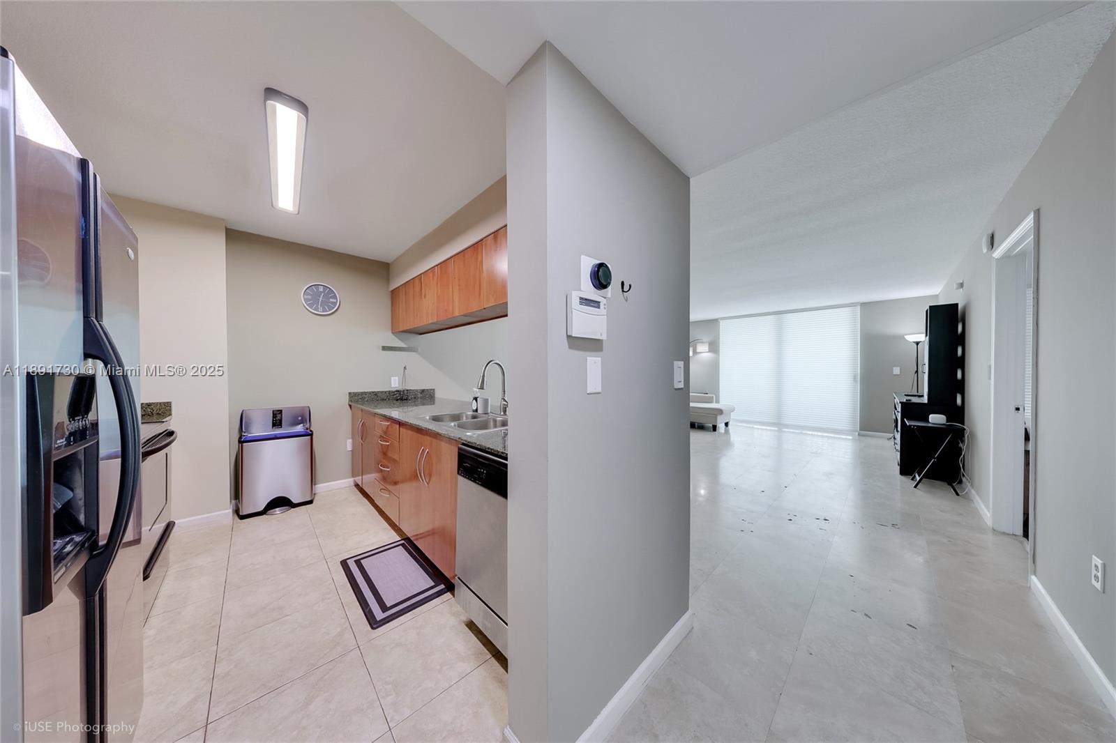 THE CLUB AT BRICKELL BAY - Residential Lease