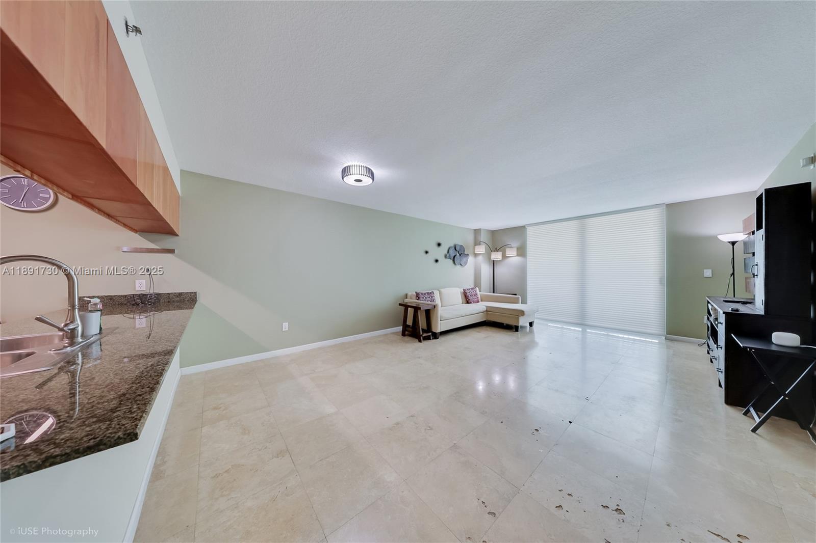 THE CLUB AT BRICKELL BAY - Residential Lease
