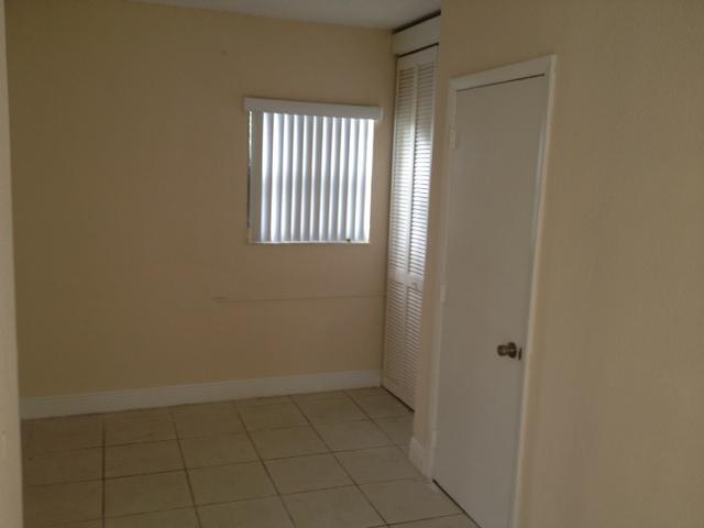 ELEANOR PARK - Residential Lease