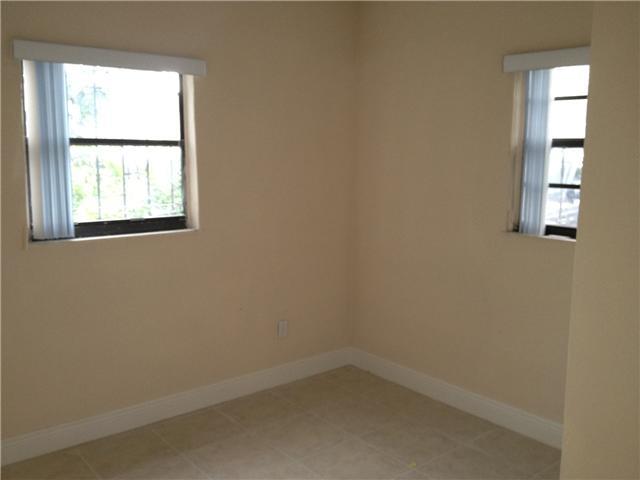 ELEANOR PARK - Residential Lease