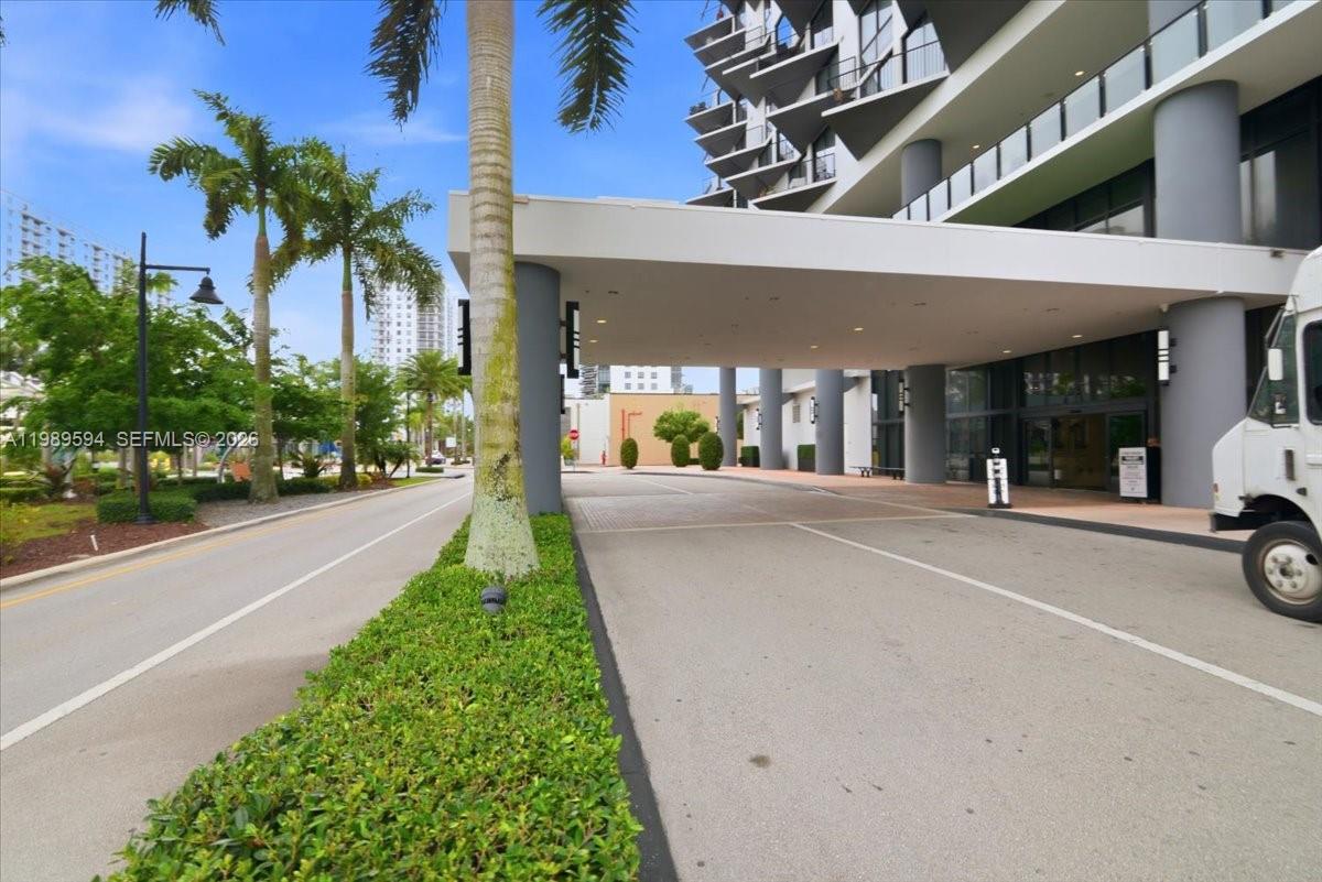 5252 PASEO CONDO - Residential