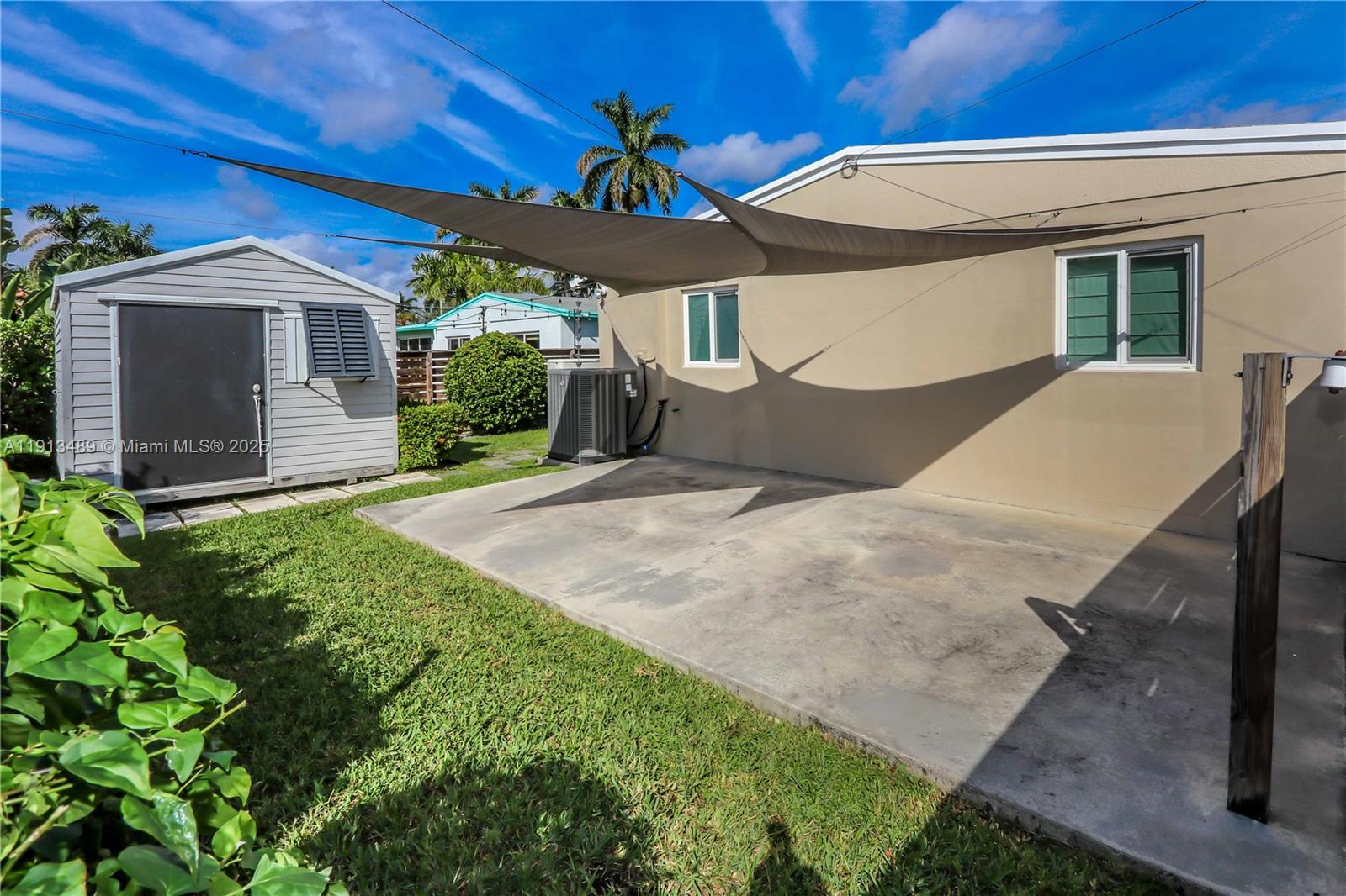 LOOK HOMESITES NO 4 - Residential