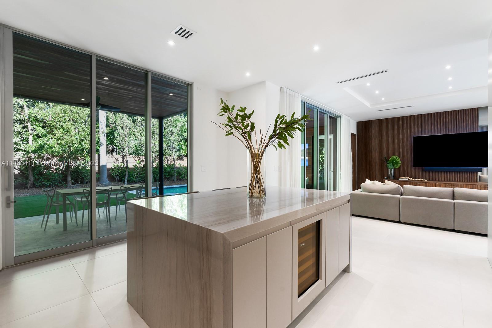 OCEAN VIEW HEIGHTS - Residential