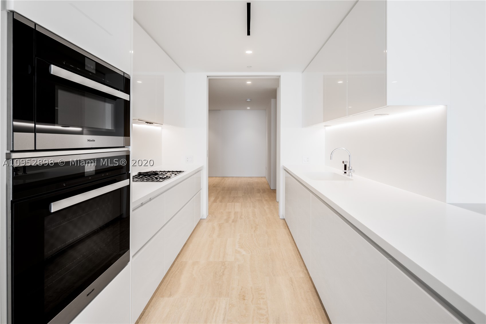 SURF CLUB CONDO - Residential