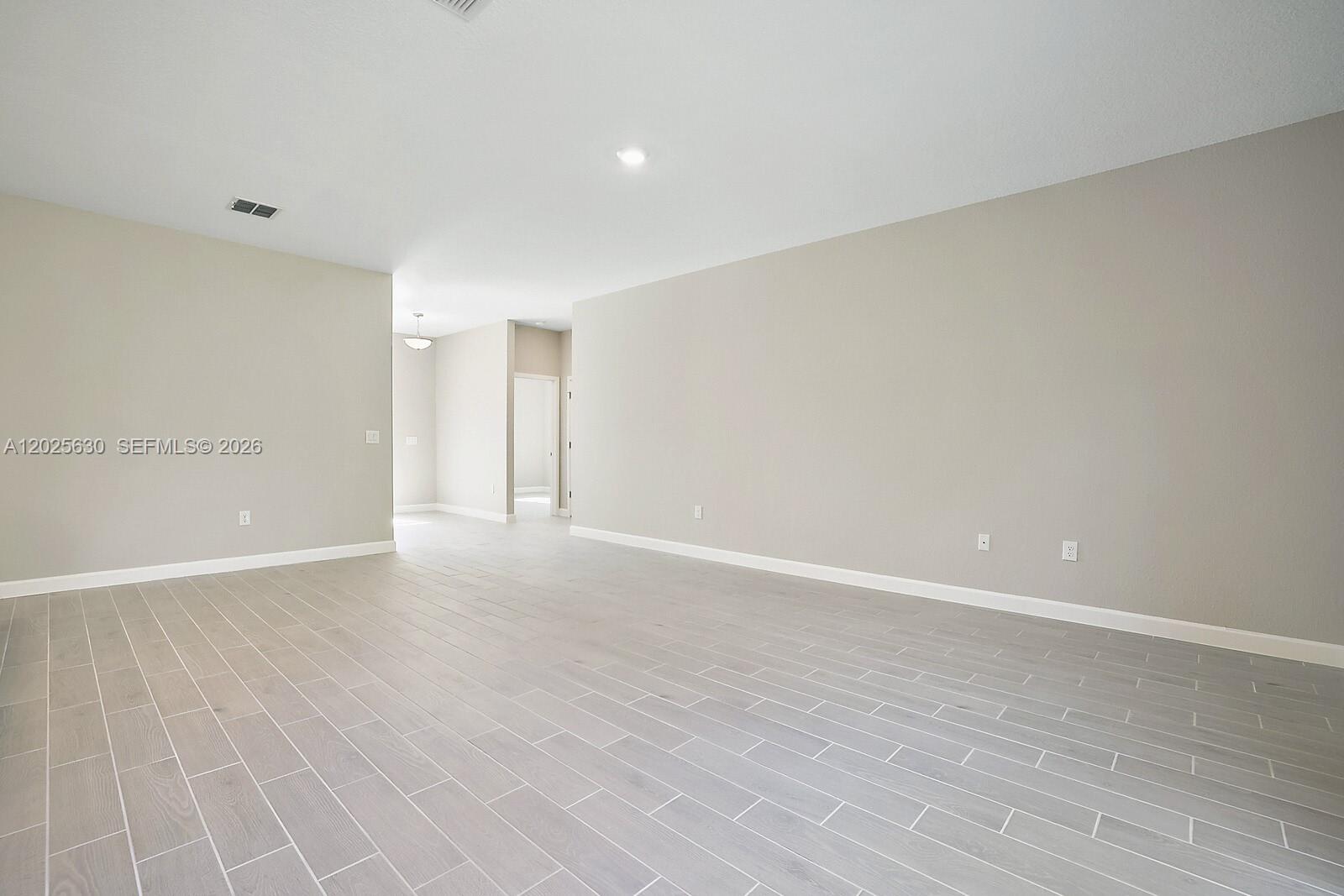 PORT MALABAR UNIT 11 - Residential Lease
