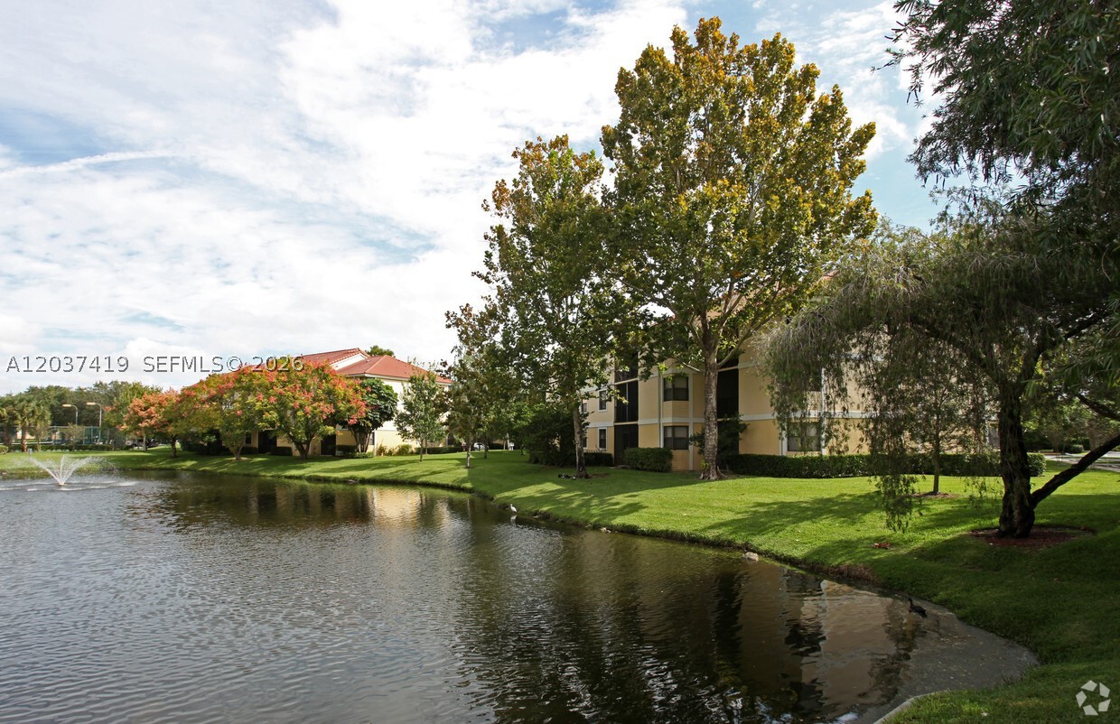 GRAND MARQUIS CONDO HOMES - Residential