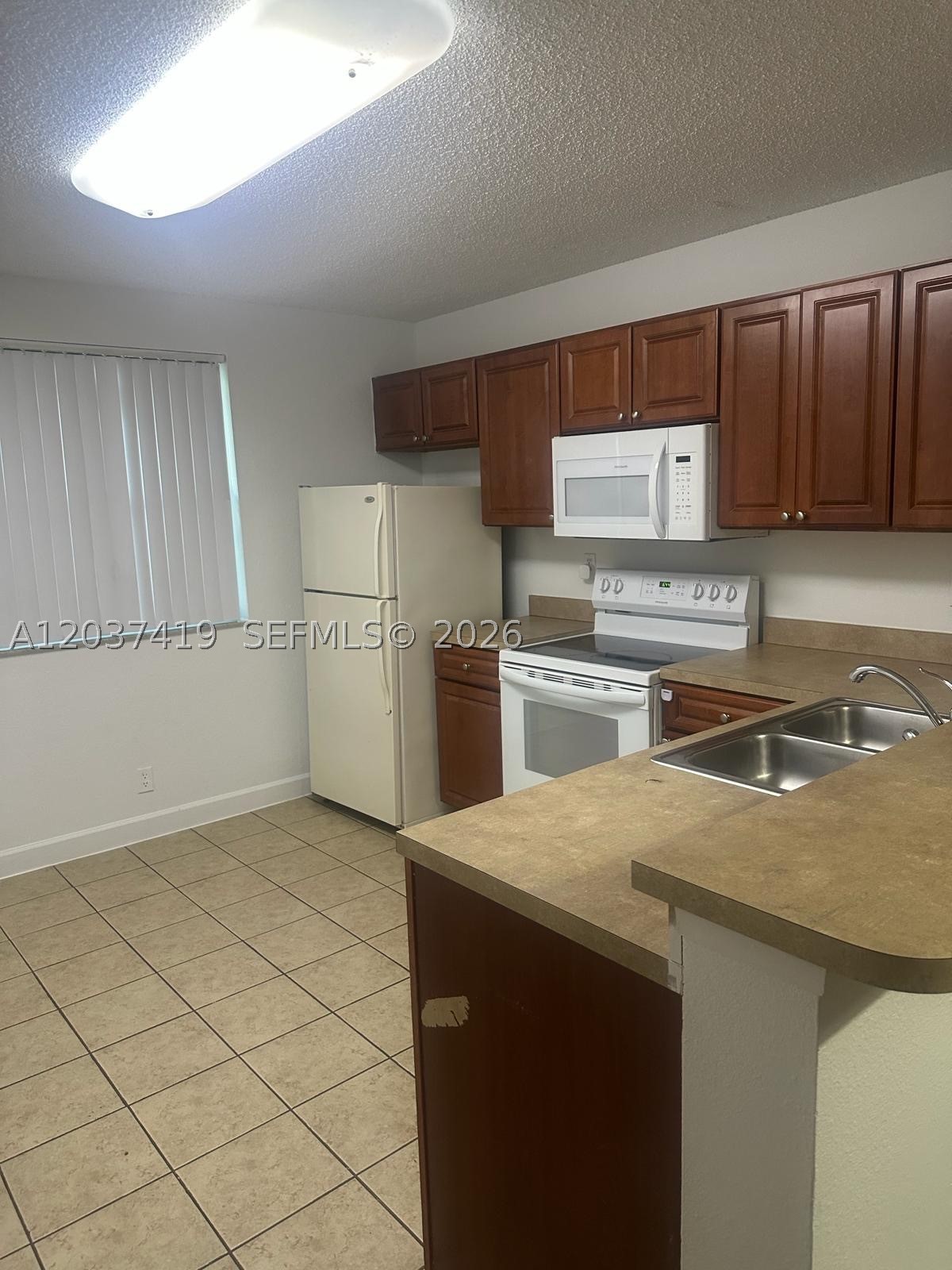 GRAND MARQUIS CONDO HOMES - Residential