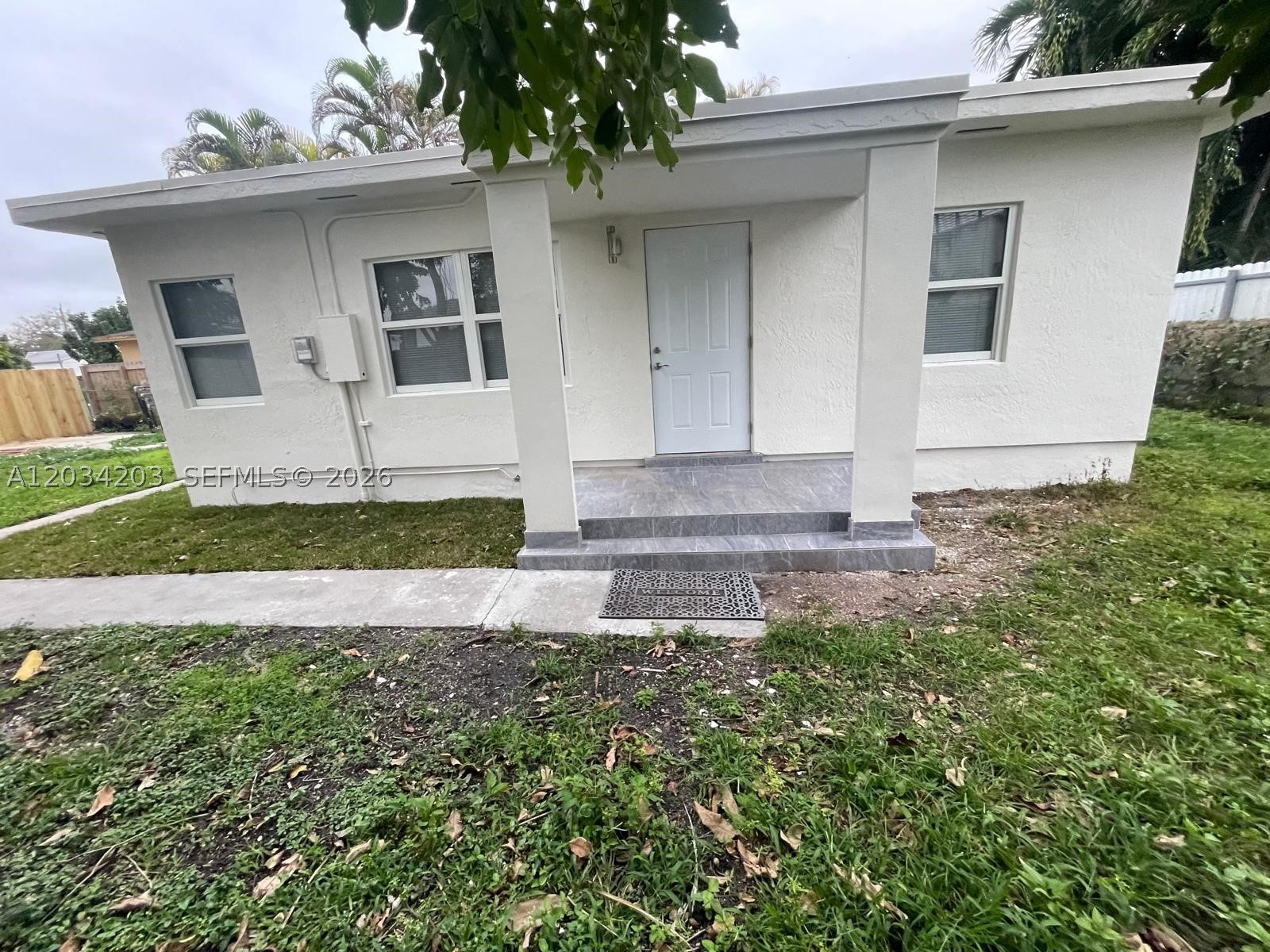 CORAL WAY PK SEC D - Residential Lease