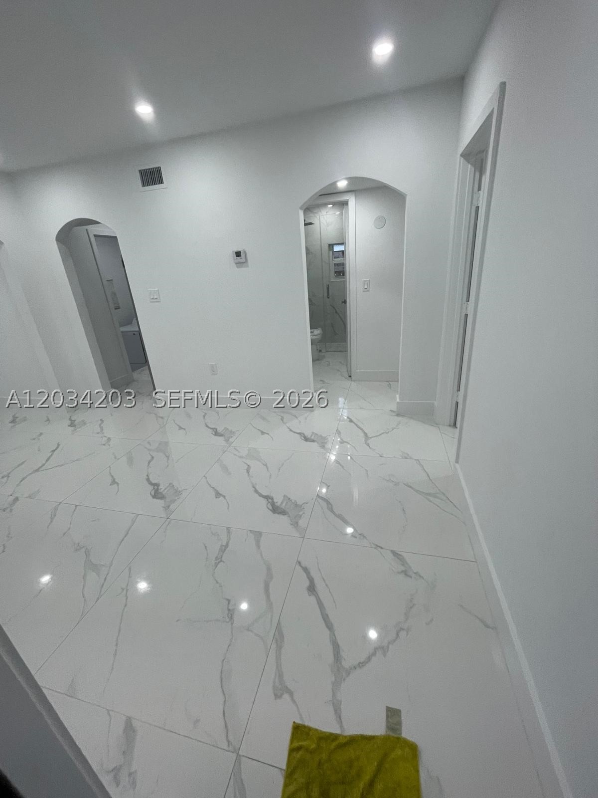 CORAL WAY PK SEC D - Residential Lease