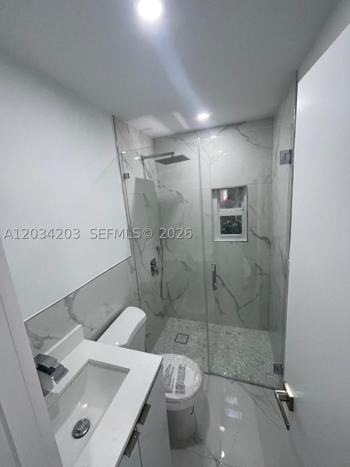 CORAL WAY PK SEC D - Residential Lease