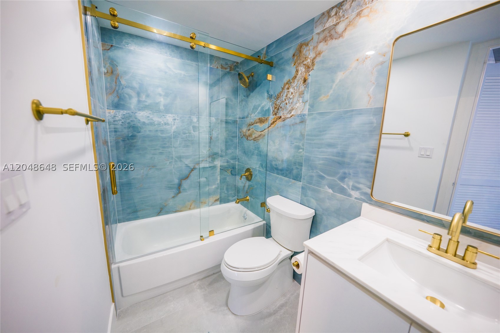 CRYSTAL HOUSE CONDO - Residential