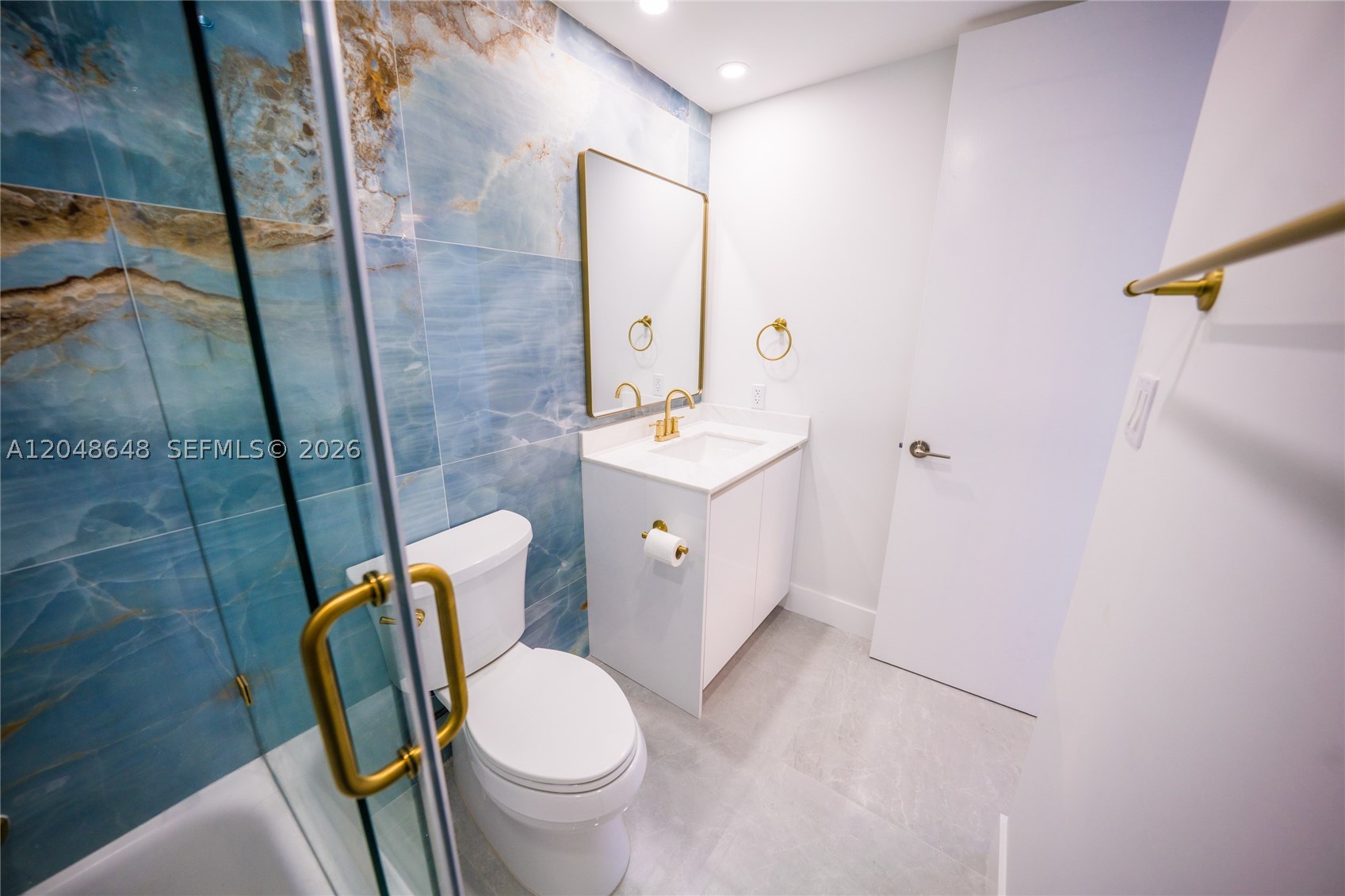 CRYSTAL HOUSE CONDO - Residential