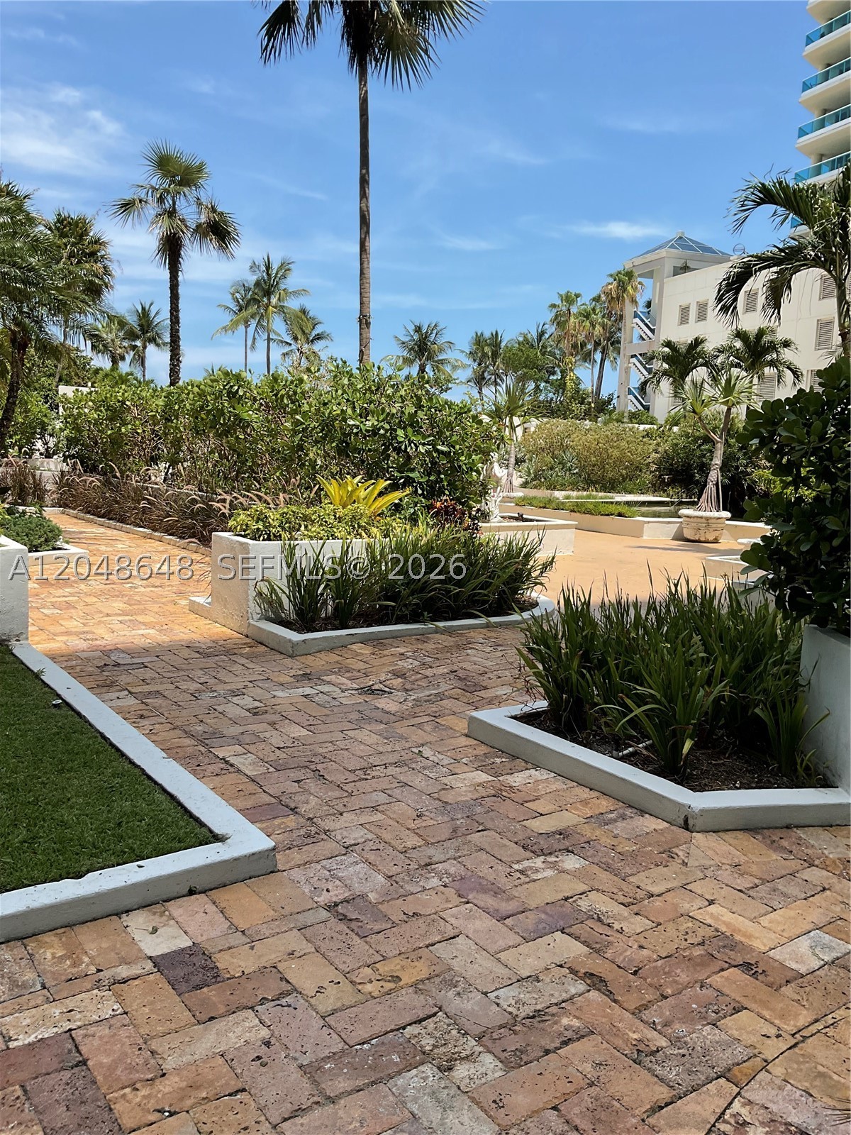 CRYSTAL HOUSE CONDO - Residential