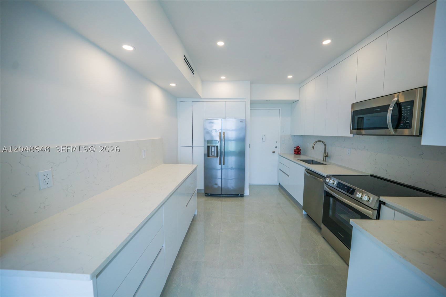 CRYSTAL HOUSE CONDO - Residential