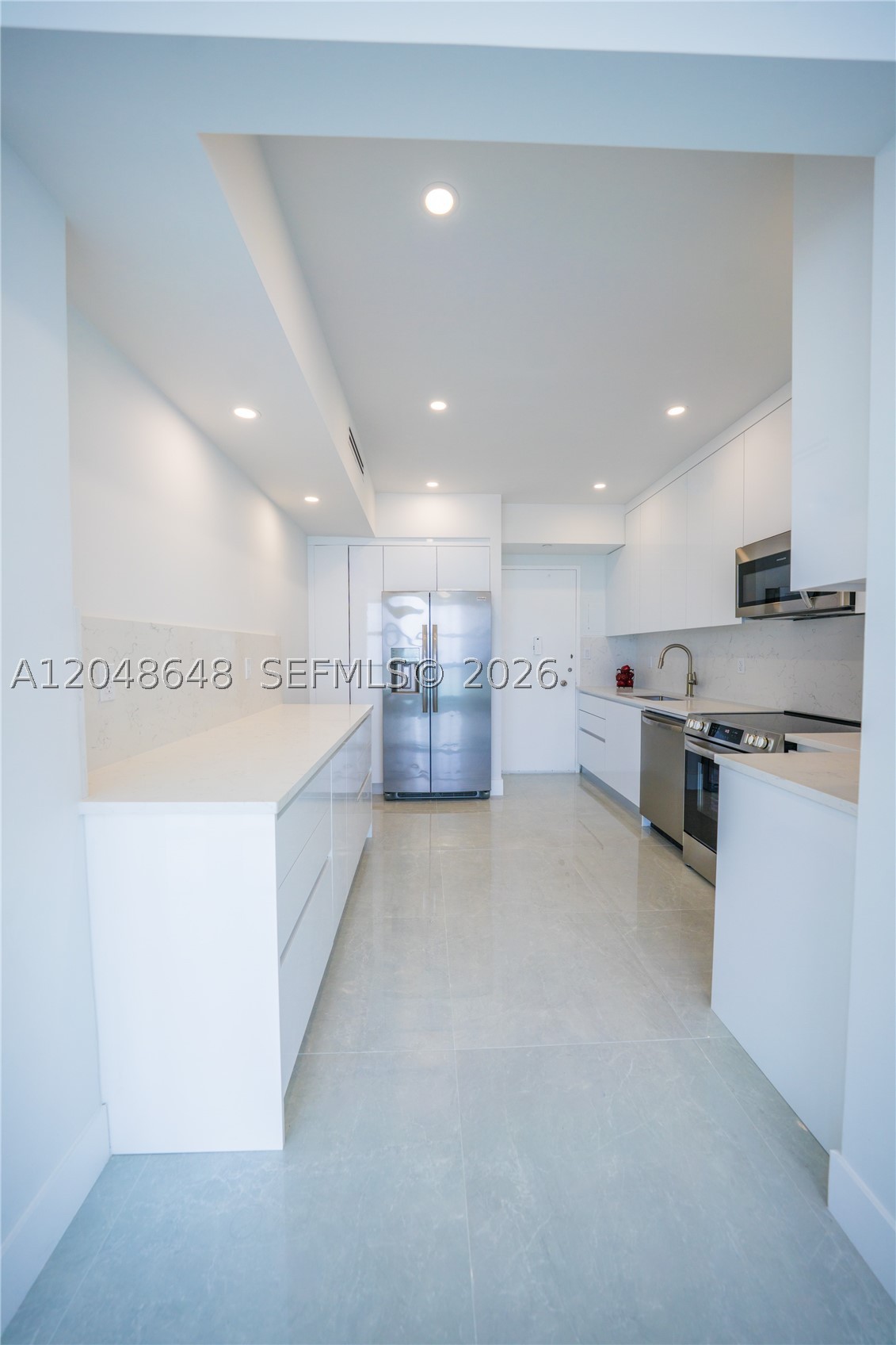 CRYSTAL HOUSE CONDO - Residential