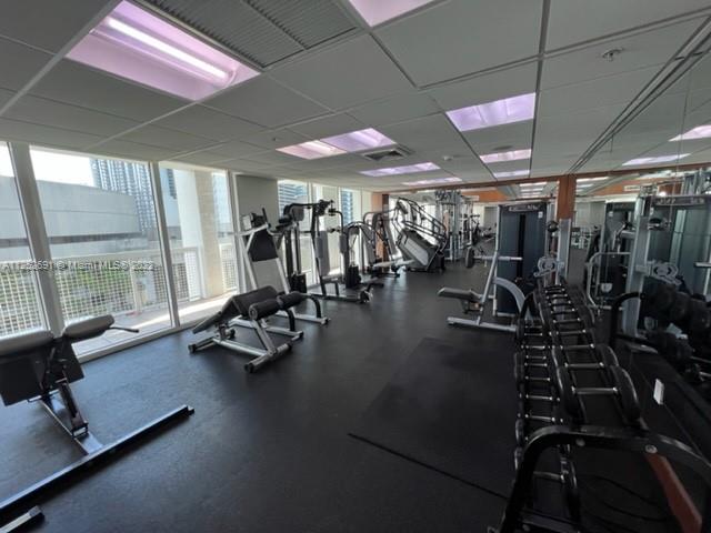 BRICKELL ON THE RIVER S T - Residential Lease