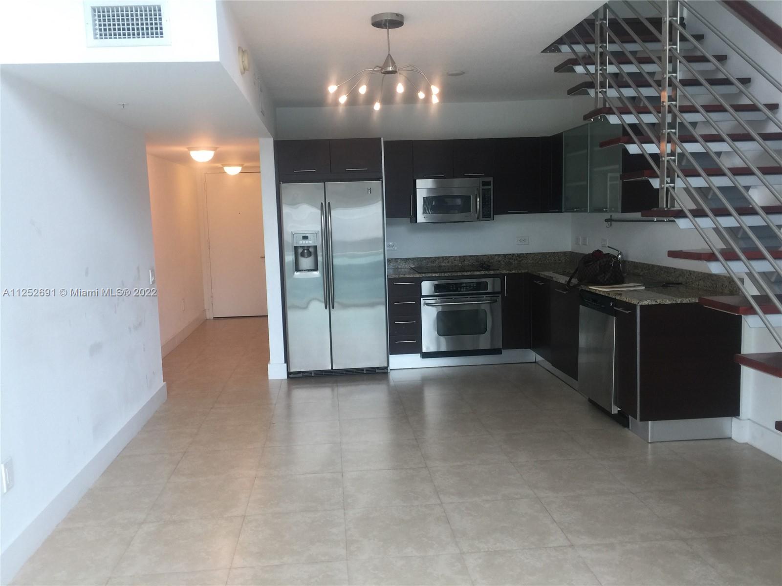 BRICKELL ON THE RIVER S T - Residential Lease